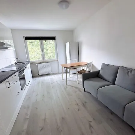 With Wifi, Kitchen And 4k Tv *