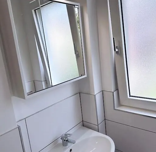 With Wifi, Kitchen And 4k Tv *